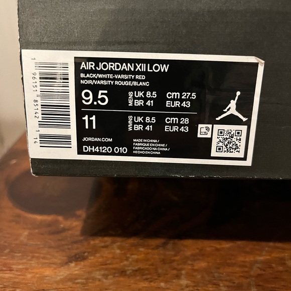 Nike Jordan Golf Playoff 12s - Picture 5 of 7